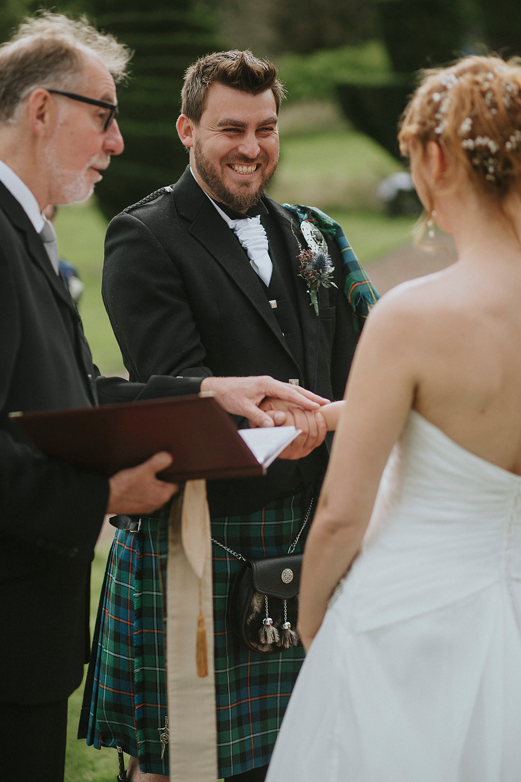 Minaglie and Ben Fingask Castle Wedding Perth 00027